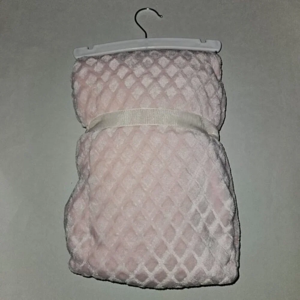 NEW Mon Lapin Solid Light Pink Baby Blanket Waffle Weave Reversible Fleece 30x40